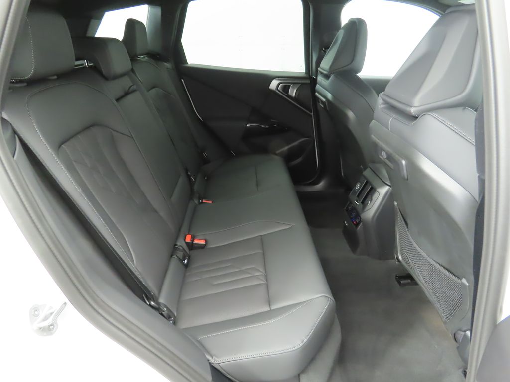 Thumbnail: 2026 BMW X3 - 22