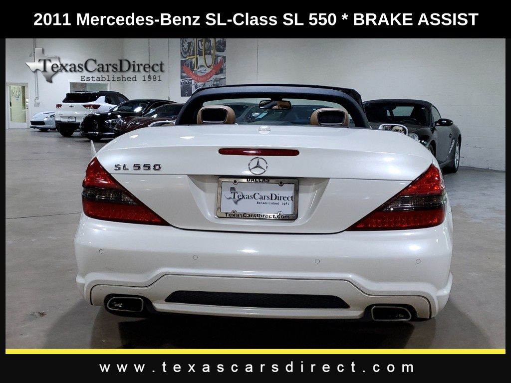 2011 Mercedes-Benz SL-Class SL 550 11