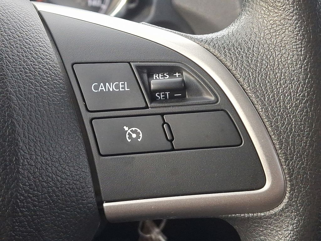 Thumbnail: 2023 Mitsubishi Outlander Sport - 22