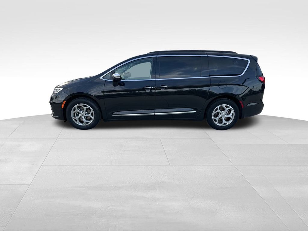 2023 Chrysler Pacifica Limited 5