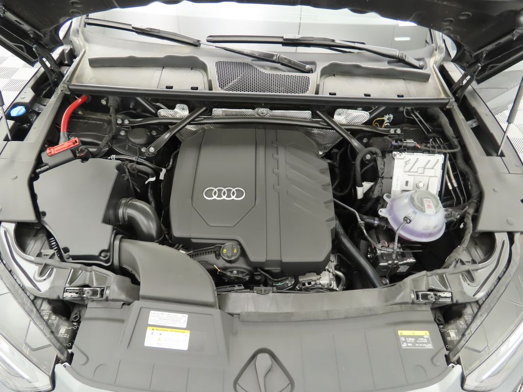 2025 Audi Q5  31