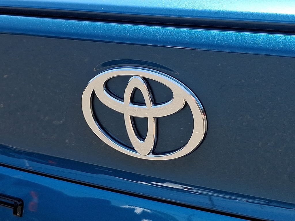 Thumbnail: 2026 Toyota Camry - 30