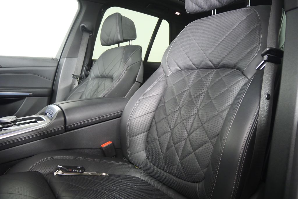 Thumbnail: 2024 BMW X5 - 10