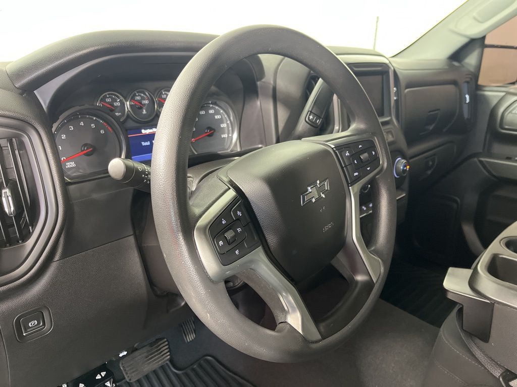 Thumbnail: 2021 Chevrolet Silverado 1500 - 25