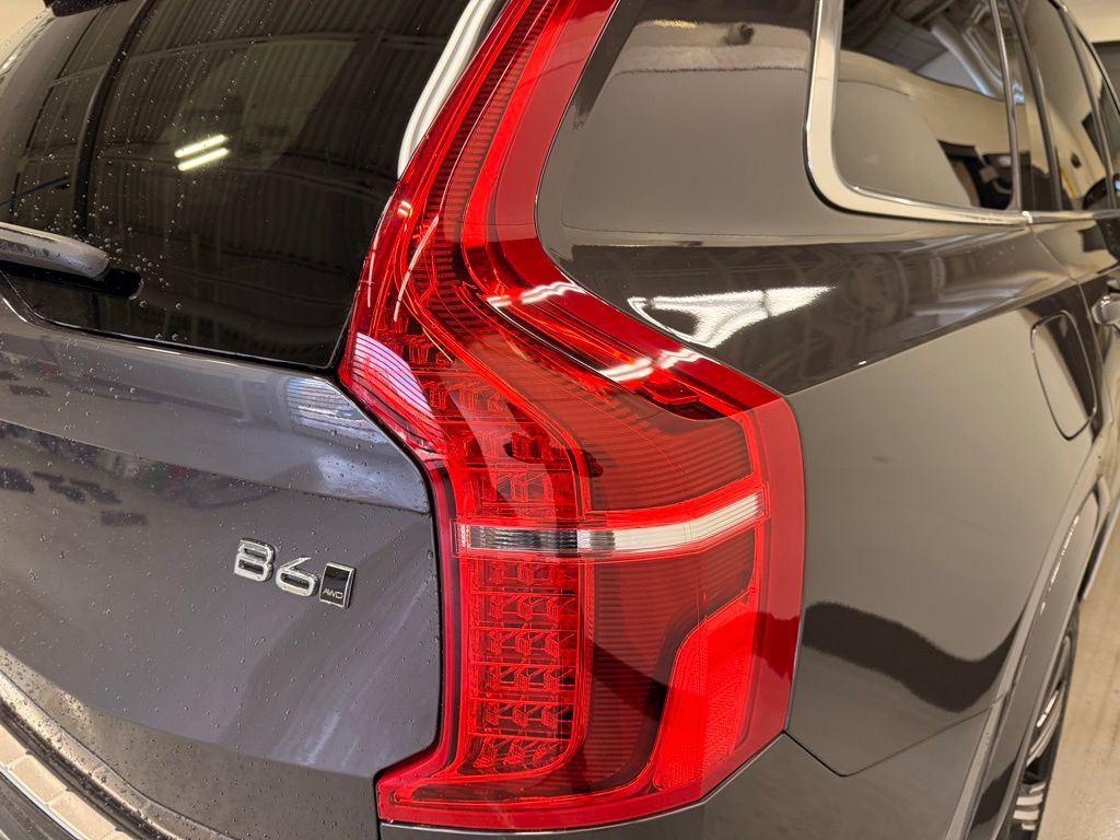 Thumbnail: 2023 Volvo XC90 - 5