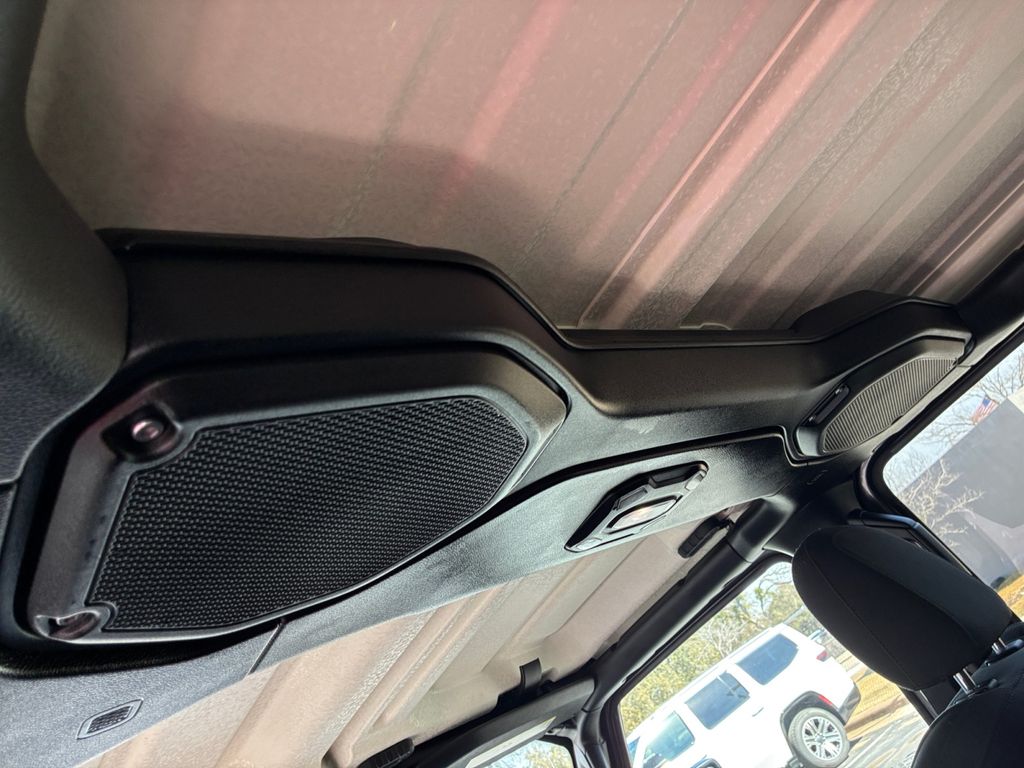 Used Car 2018 Jeep Wrangler  Unlimited Sport For Sale Under $25,000 In Austin, Texas