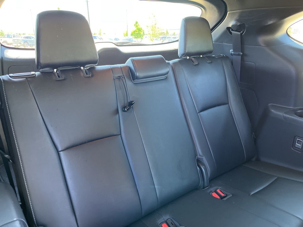 2021 Toyota Highlander XSE 28