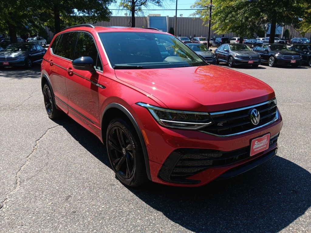 2024 Volkswagen Tiguan 2.0T SE R-Line Black 7