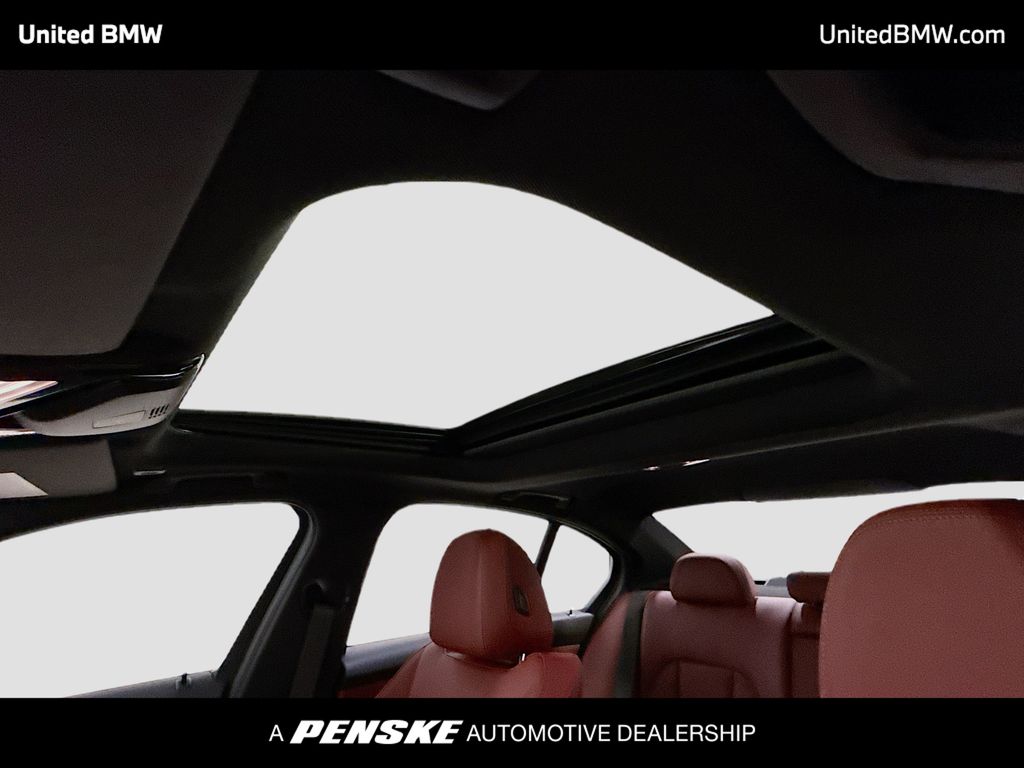 Thumbnail: 2026 BMW 3 Series - 12