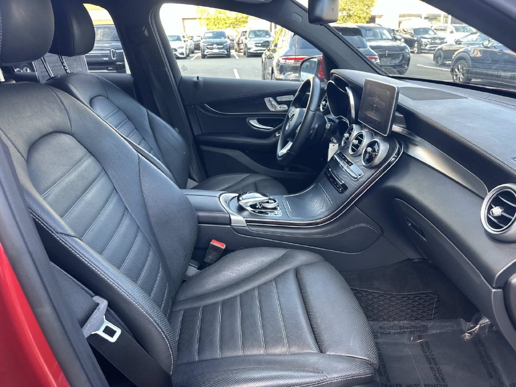 Thumbnail: 2018 Mercedes-Benz GLC - 11