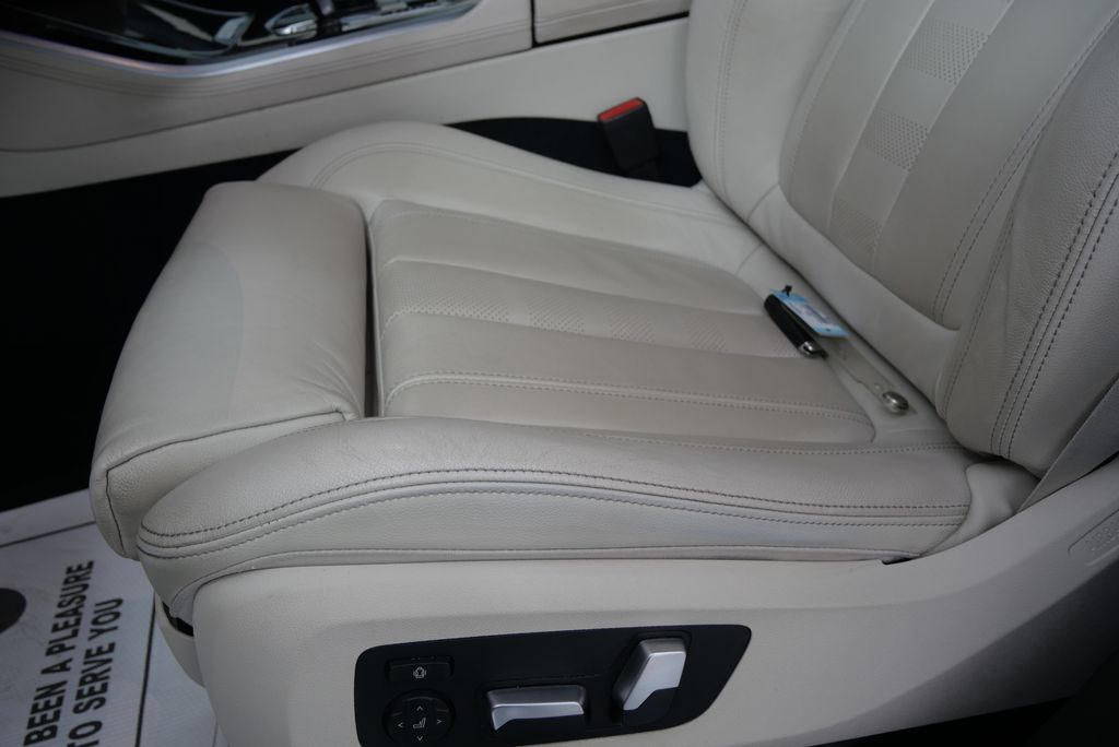 2020 BMW X5 sDrive40i 9