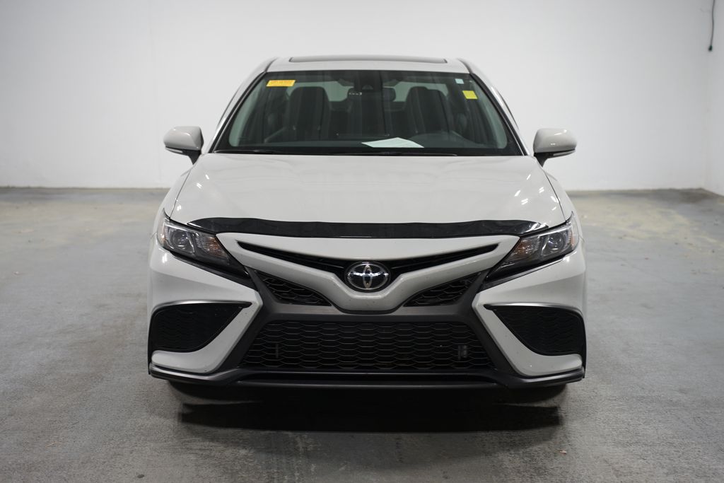 2024 Toyota Camry SE 2
