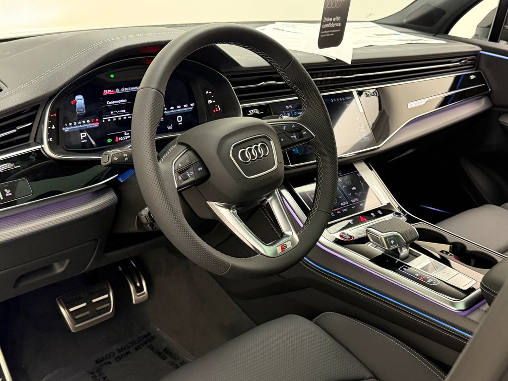 Thumbnail: 2026 Audi SQ7 - 23