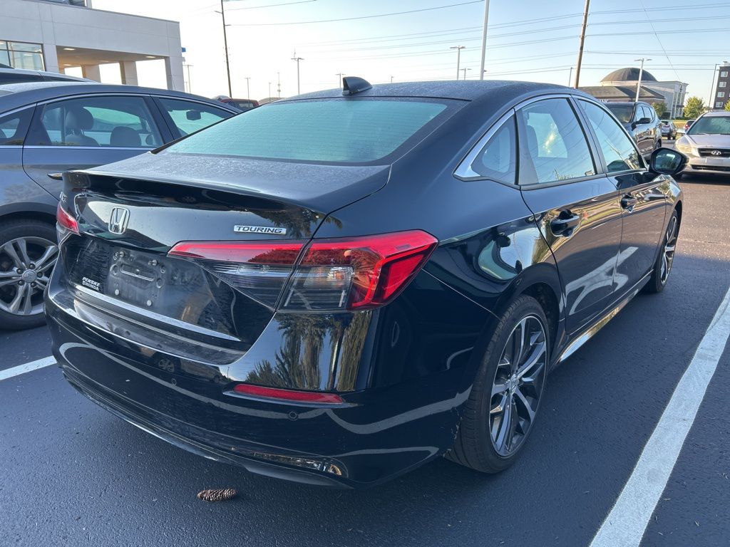 Thumbnail: 2024 Honda Civic - 3