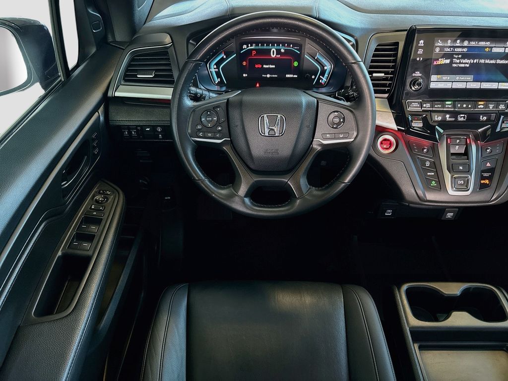 Thumbnail: 2023 Honda Odyssey - 10