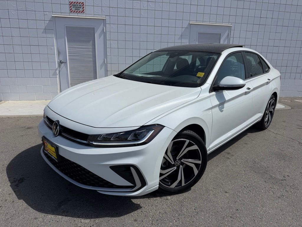 White Pearl 2027 Volkswagen Jetta Sedan Front-Wheel Drive 8-Speed Automatic