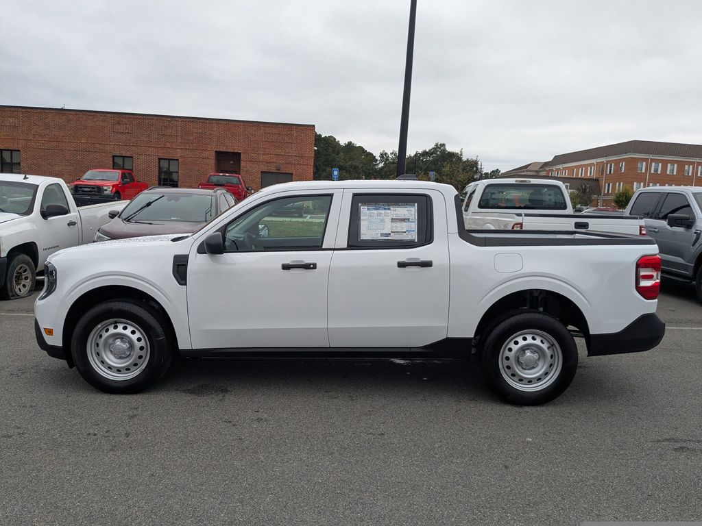 2025 Ford Maverick XL