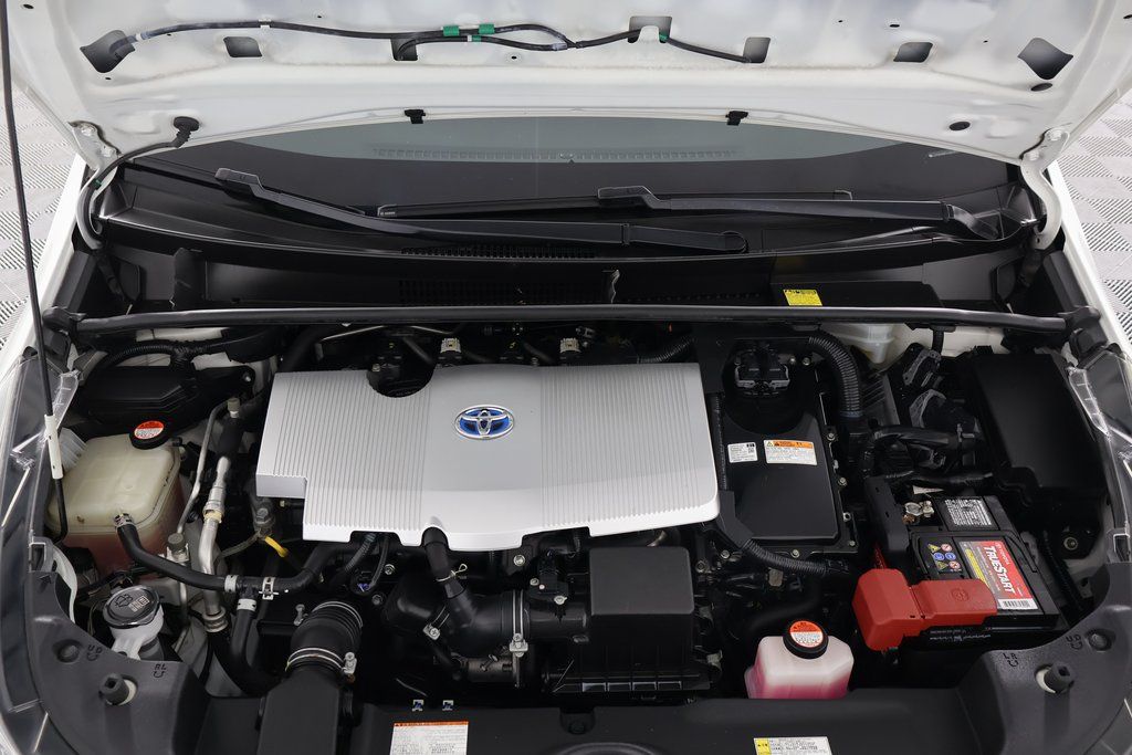 Thumbnail: 2016 Toyota Prius - 15