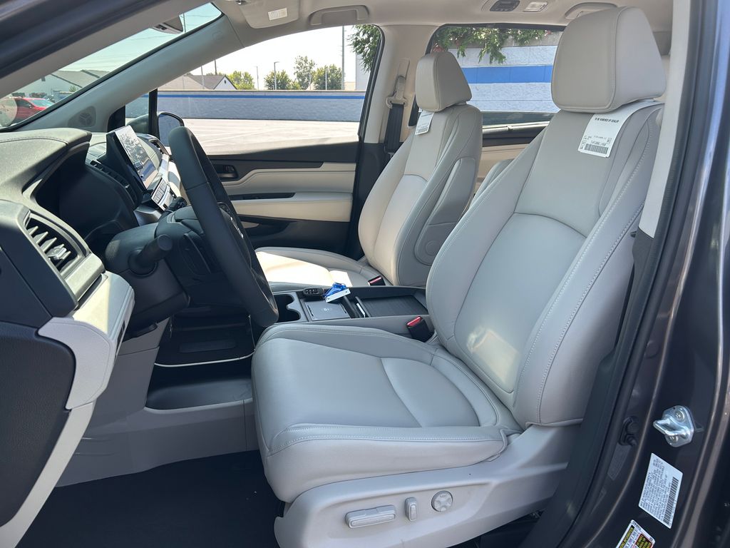 Thumbnail: 2026 Honda Odyssey - 18