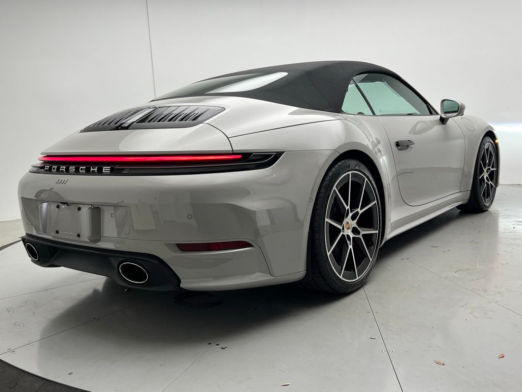 Thumbnail: 2025 Porsche 911 - 31