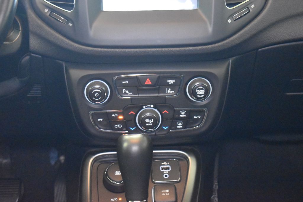 2020 Jeep Compass Latitude 20