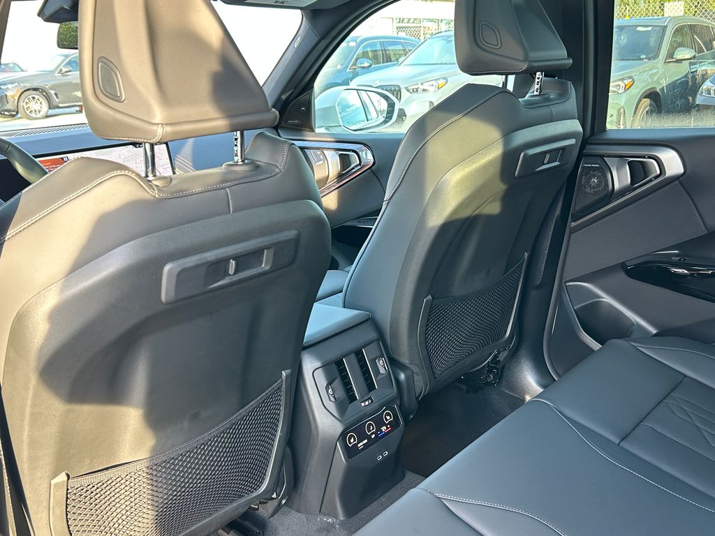 Thumbnail: 2026 BMW X3 - 32