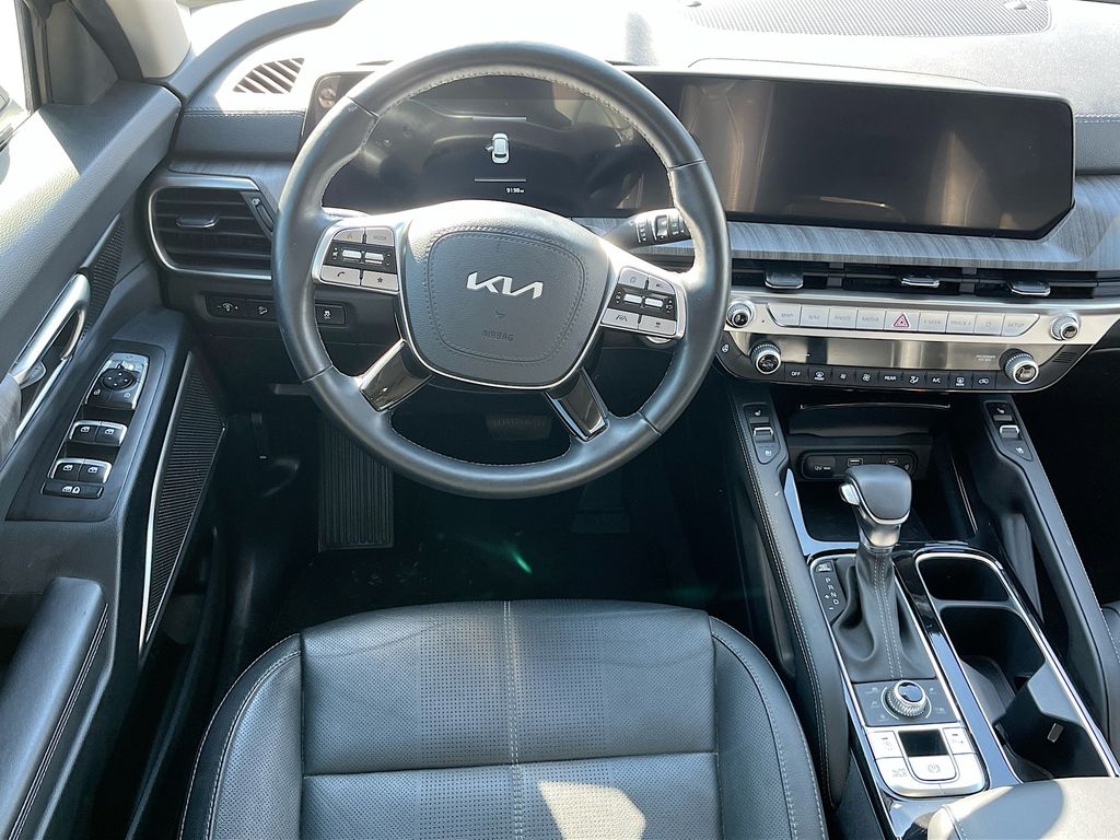 Used 2025 Gray Kia EX image 24