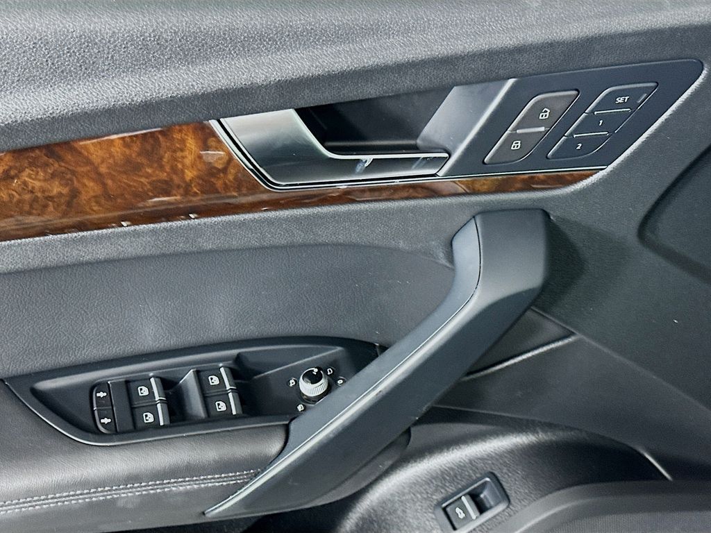 2019 Audi Q5 Premium Plus 18