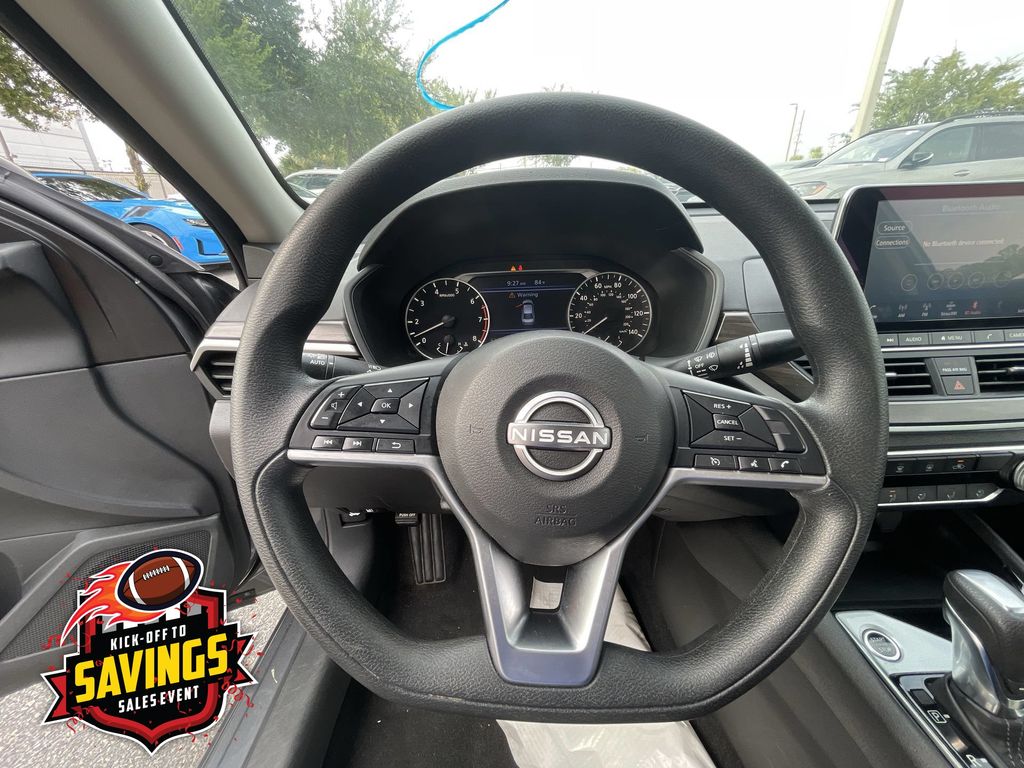 Used 2024 Nissan Altima Sedan