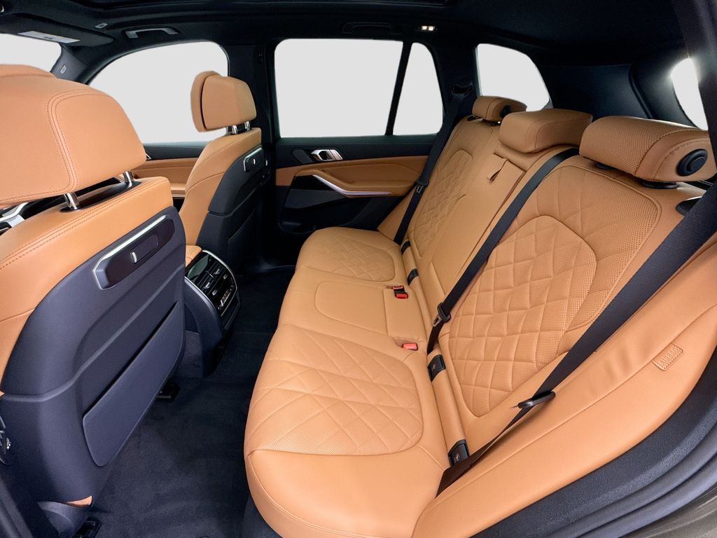 Thumbnail: 2026 BMW X5 - 20