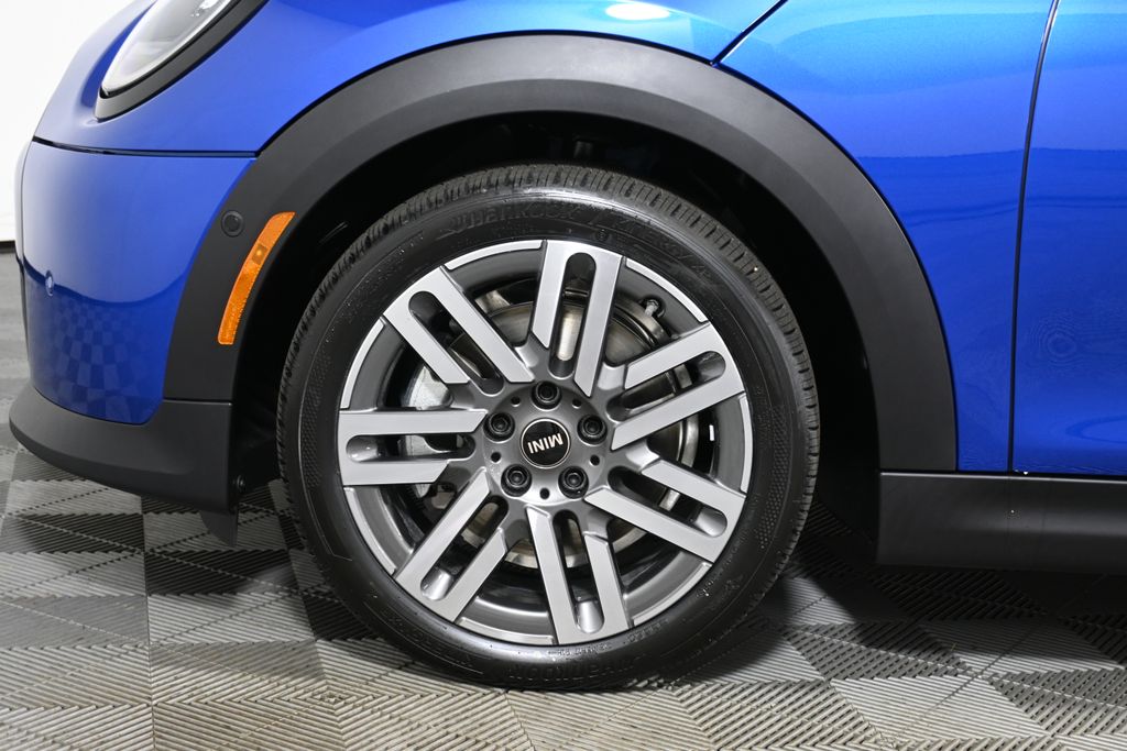 Thumbnail: 2026 MINI Cooper - 18