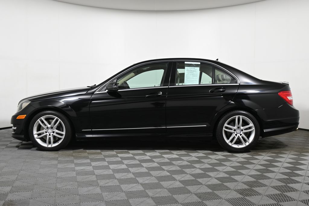 Thumbnail: 2014 Mercedes-Benz C-Class - 2