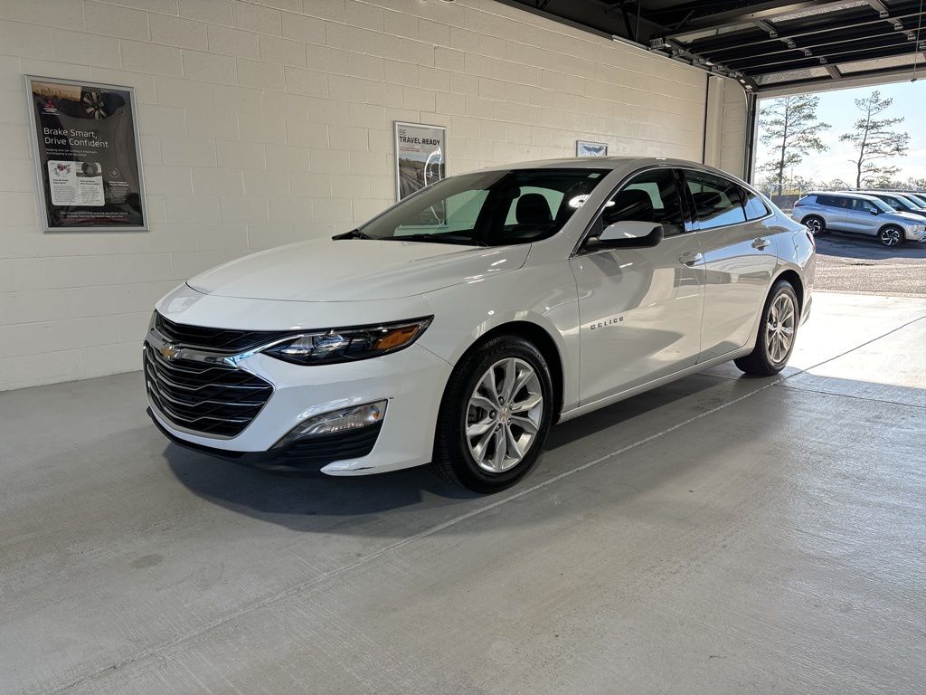 2024 Chevrolet Malibu LT with 1LT FWD