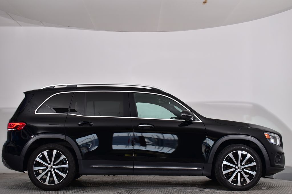 Thumbnail: 2021 Mercedes-Benz GLB - 6