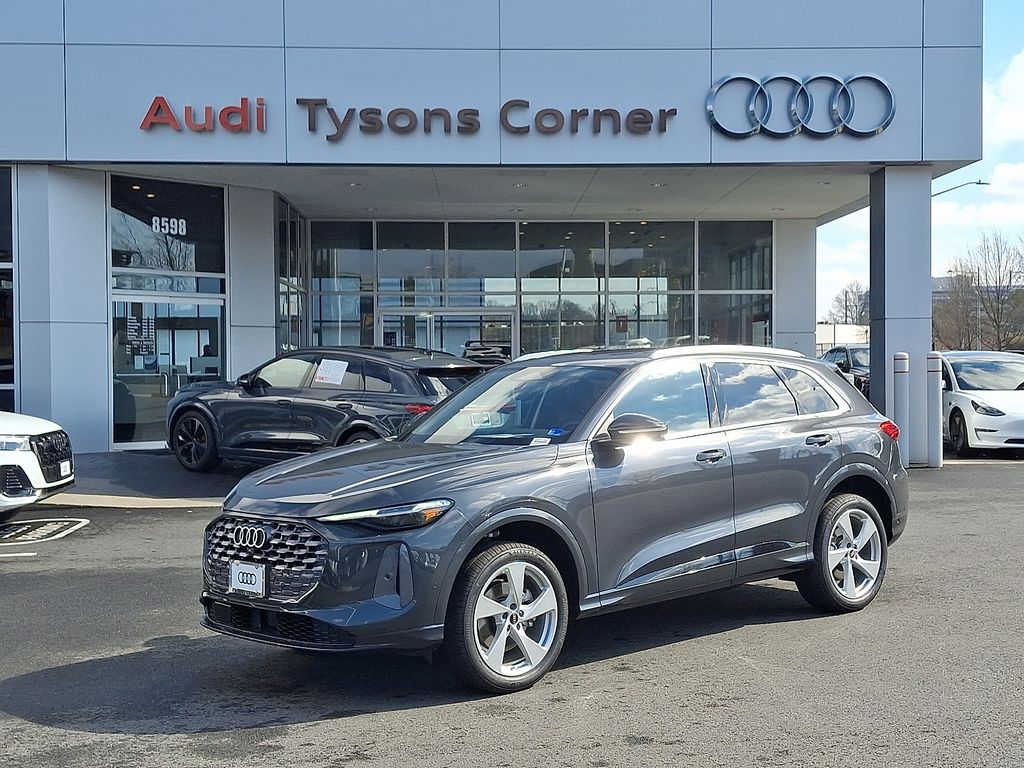 Thumbnail: 2026 Audi Q5 - 1