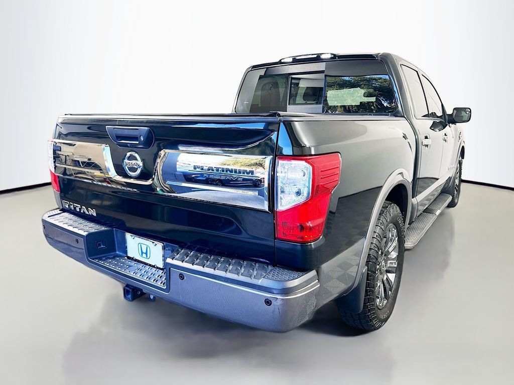 Thumbnail: 2017 Nissan Titan - 5