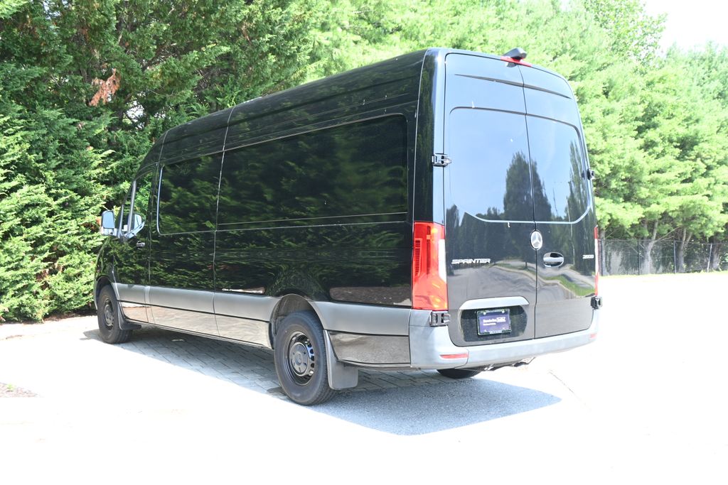 Thumbnail: 2024 Mercedes-Benz Sprinter - 5