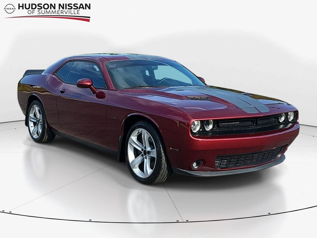Octane Red Pearlcoat 2018 Dodge Challenger Coupe Rear-Wheel Drive 8-Speed Automatic