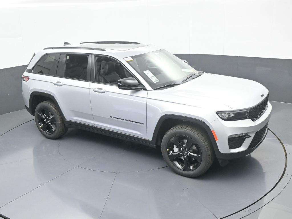 New 2025 Silver Zynith Jeep Limited image 48