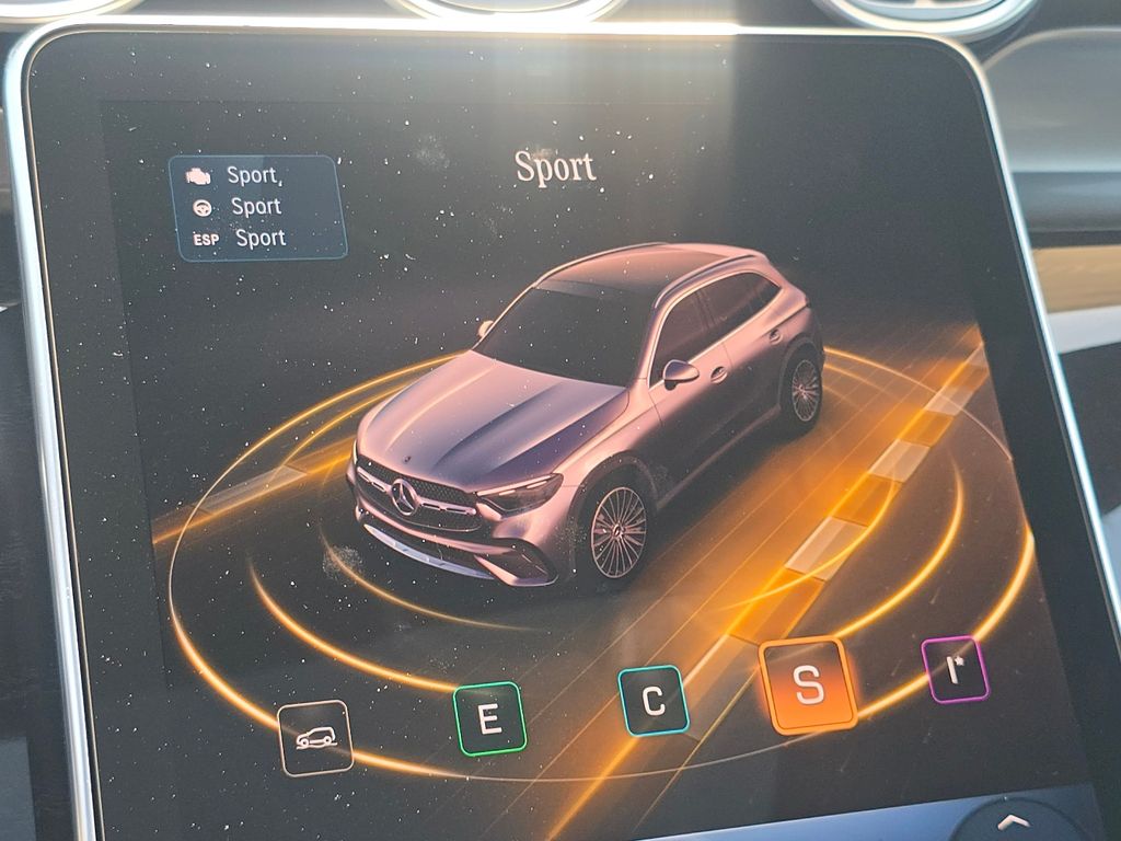 New 2026 Black Mercedes-Benz GLC 300 image 33