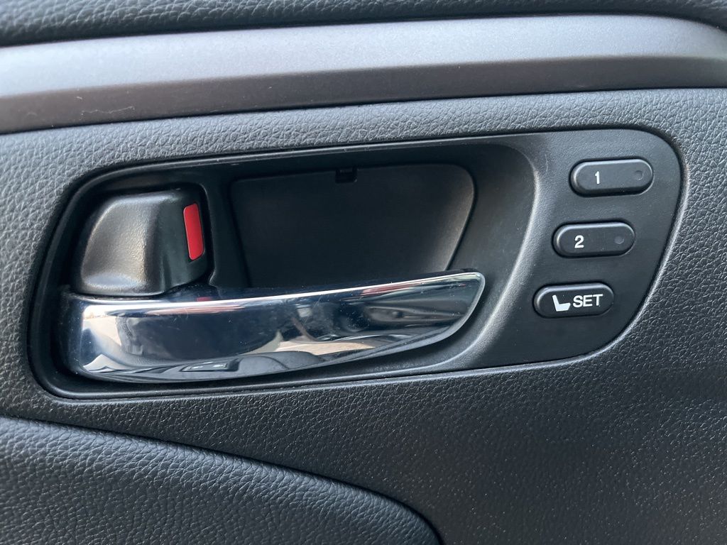 Thumbnail: 2022 Honda Pilot - 11