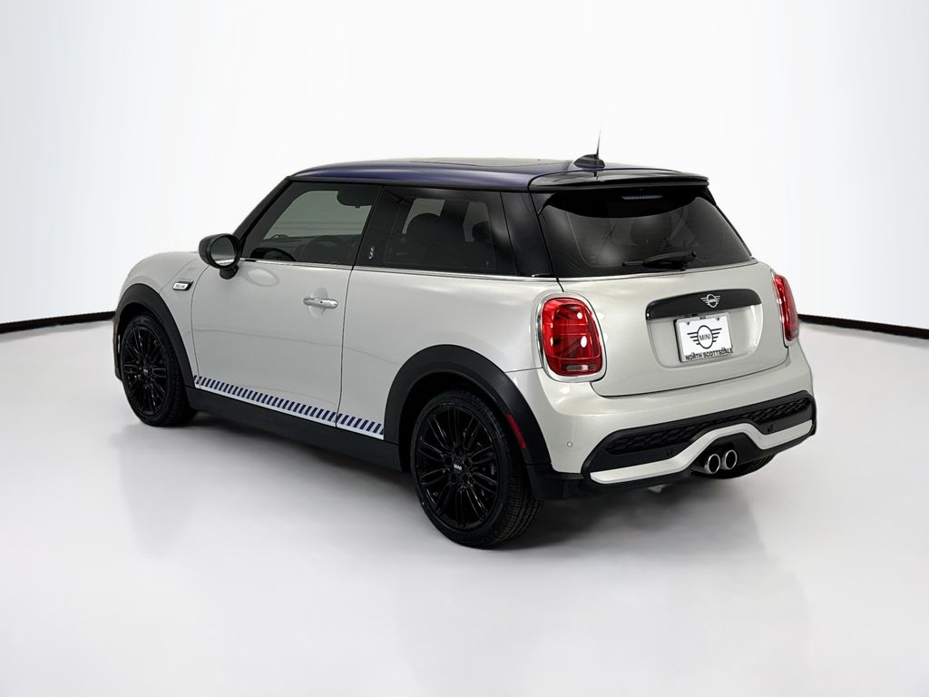 Thumbnail: 2022 MINI Cooper - 11
