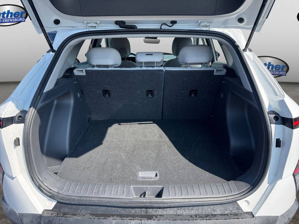 2025 Hyundai Kona SEL White at South Hills Kia