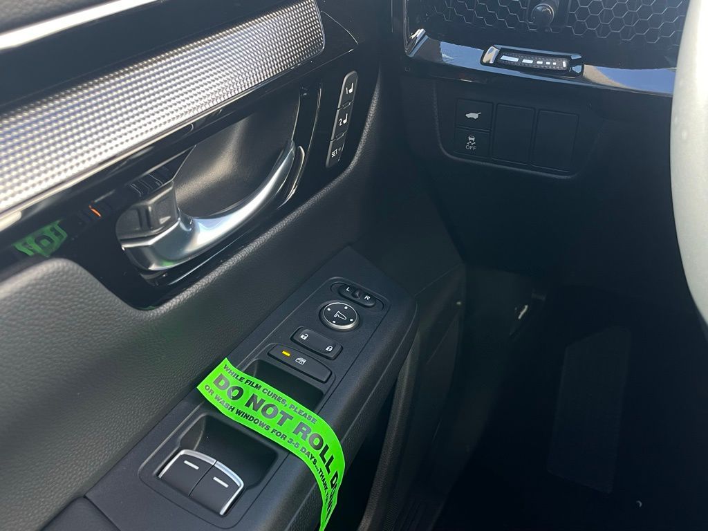 2025 Honda CR-V EX-L 22