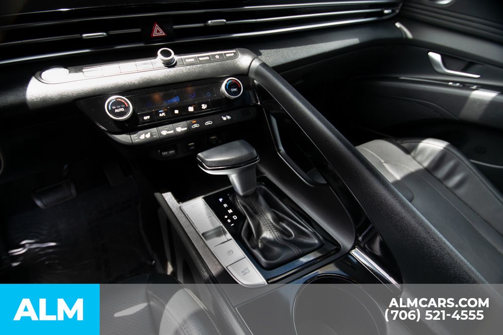 2022 Hyundai Elantra Hybrid Limited photo 19