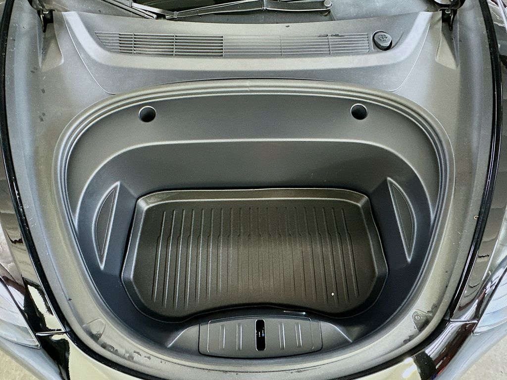 TeslaModel 332