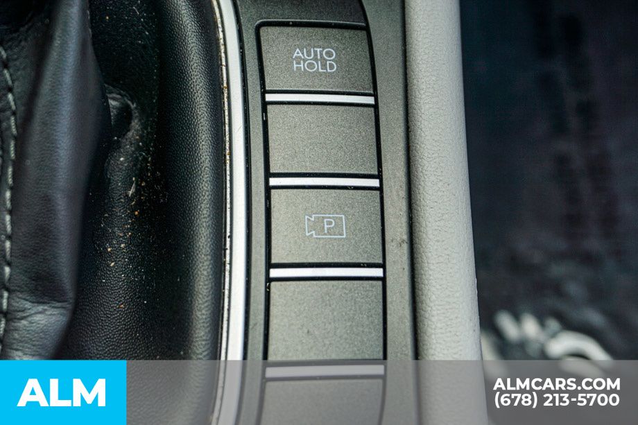 Used 2024 White Hyundai SEL image 43