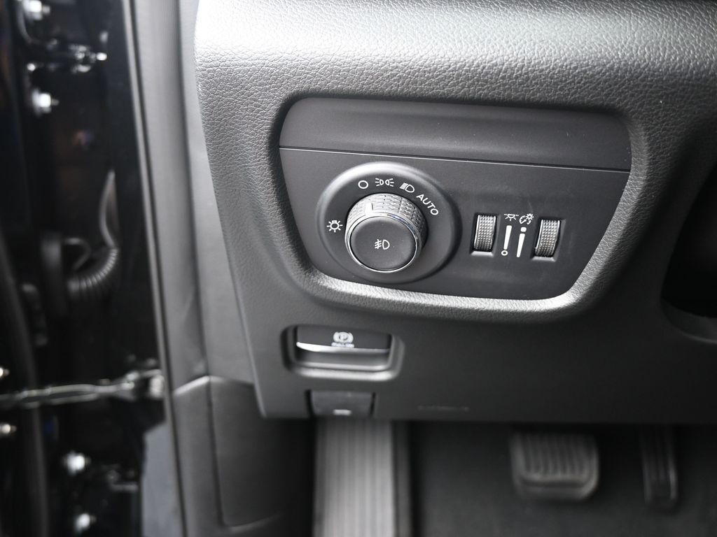 2025 Jeep Grand Cherokee L Overland - Photo 27