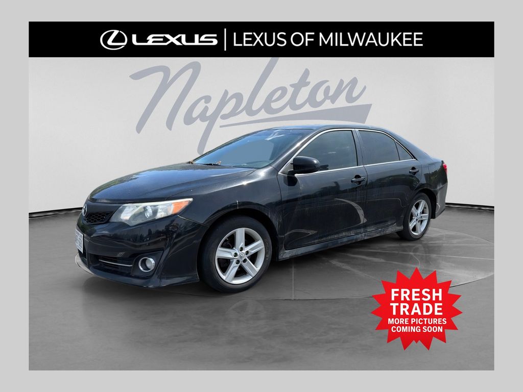 Attitude Black Metallic 2013 Toyota Camry Sedan Front-Wheel Drive 6-Speed Automatic
