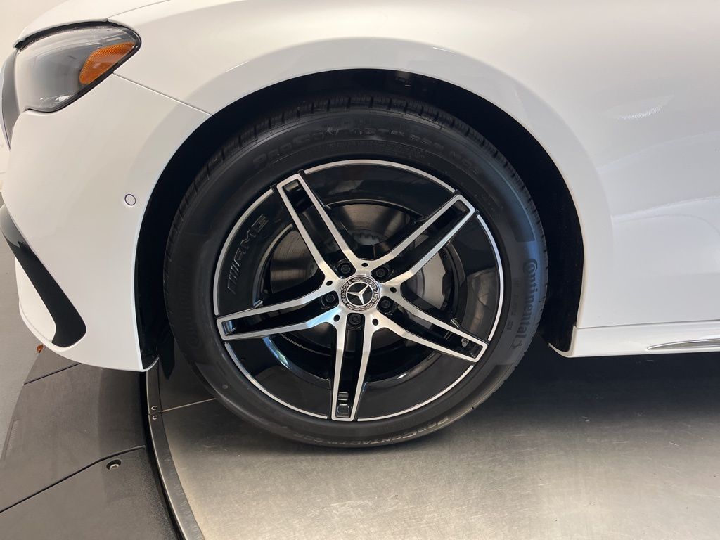 Thumbnail: 2026 Mercedes-Benz E-Class - 10